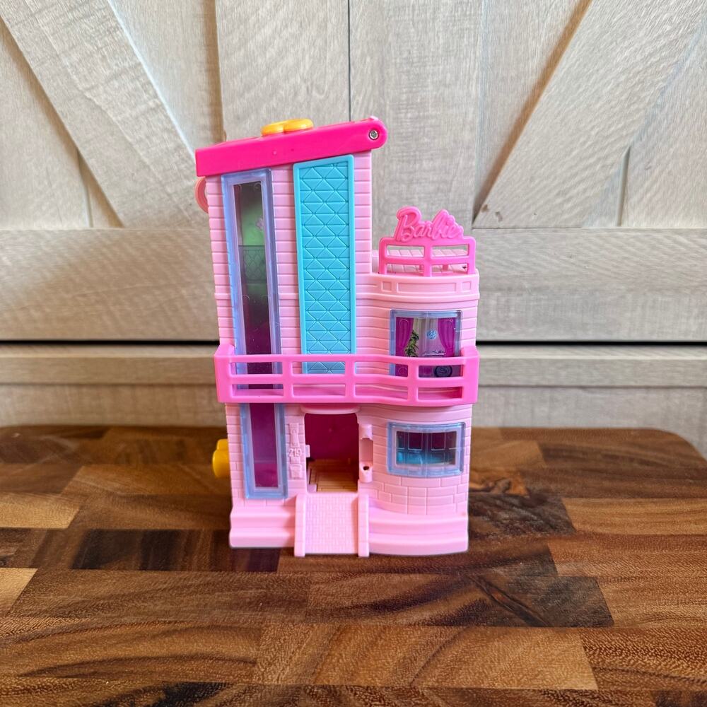 Mattel Polly Pocket Barbie Pink Dreamhouse 5" Compact Playset 2023 [Incomplete]